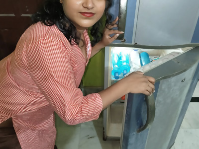 bhaiya-dard-ho-raha-hai-standard-above-average-maza-bhi-bahut-aa-raha-hai-youporn-indian-stepsister-obscene-discourse-alongside-hindi